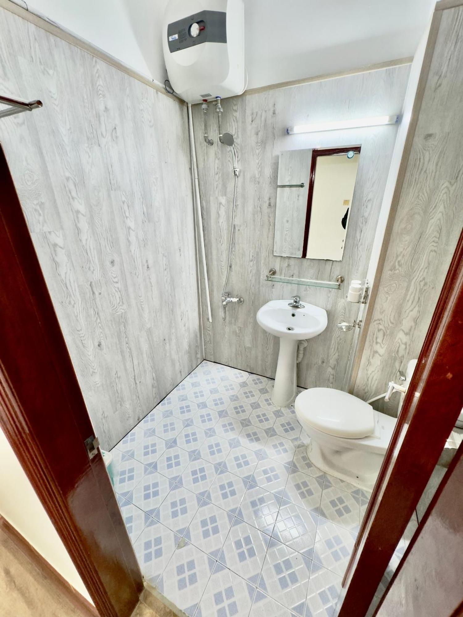 Cat Ba Plaza Hotel Dong Khe Sau Экстерьер фото